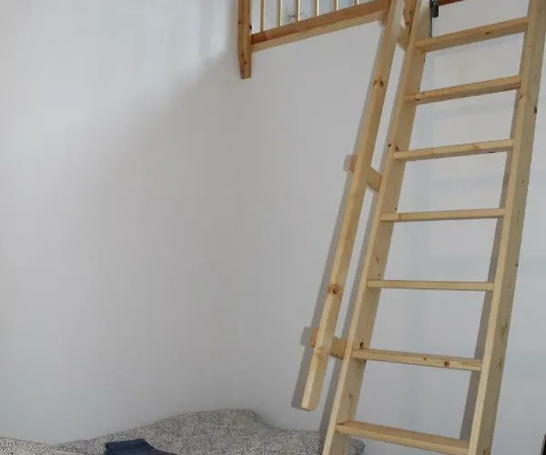 Sulkendrup Molle Apartment